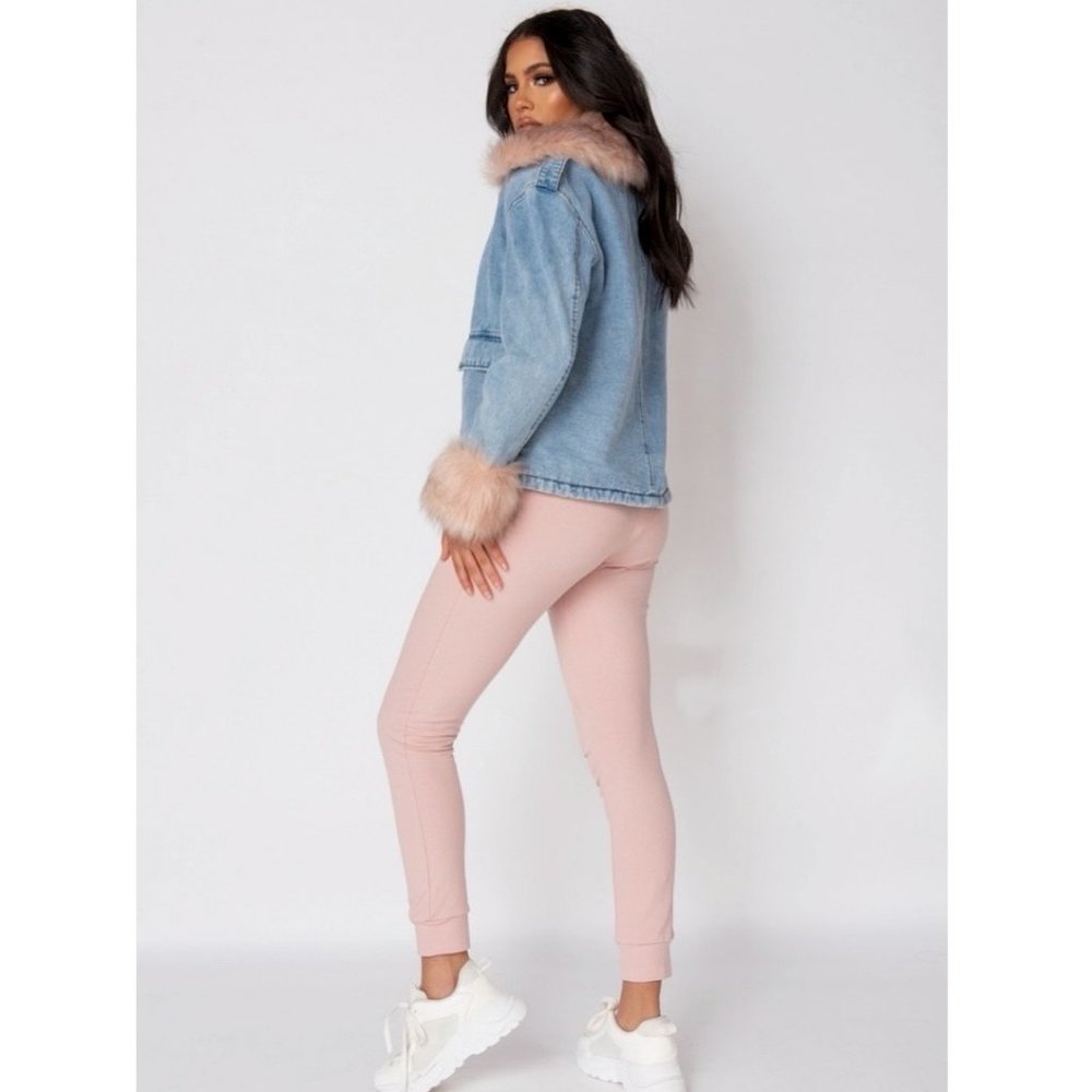 Long Sleeve Shearling Lined Faux Fur Collar and Cuff Denim Jeans Jacket - Picture 10 of 13